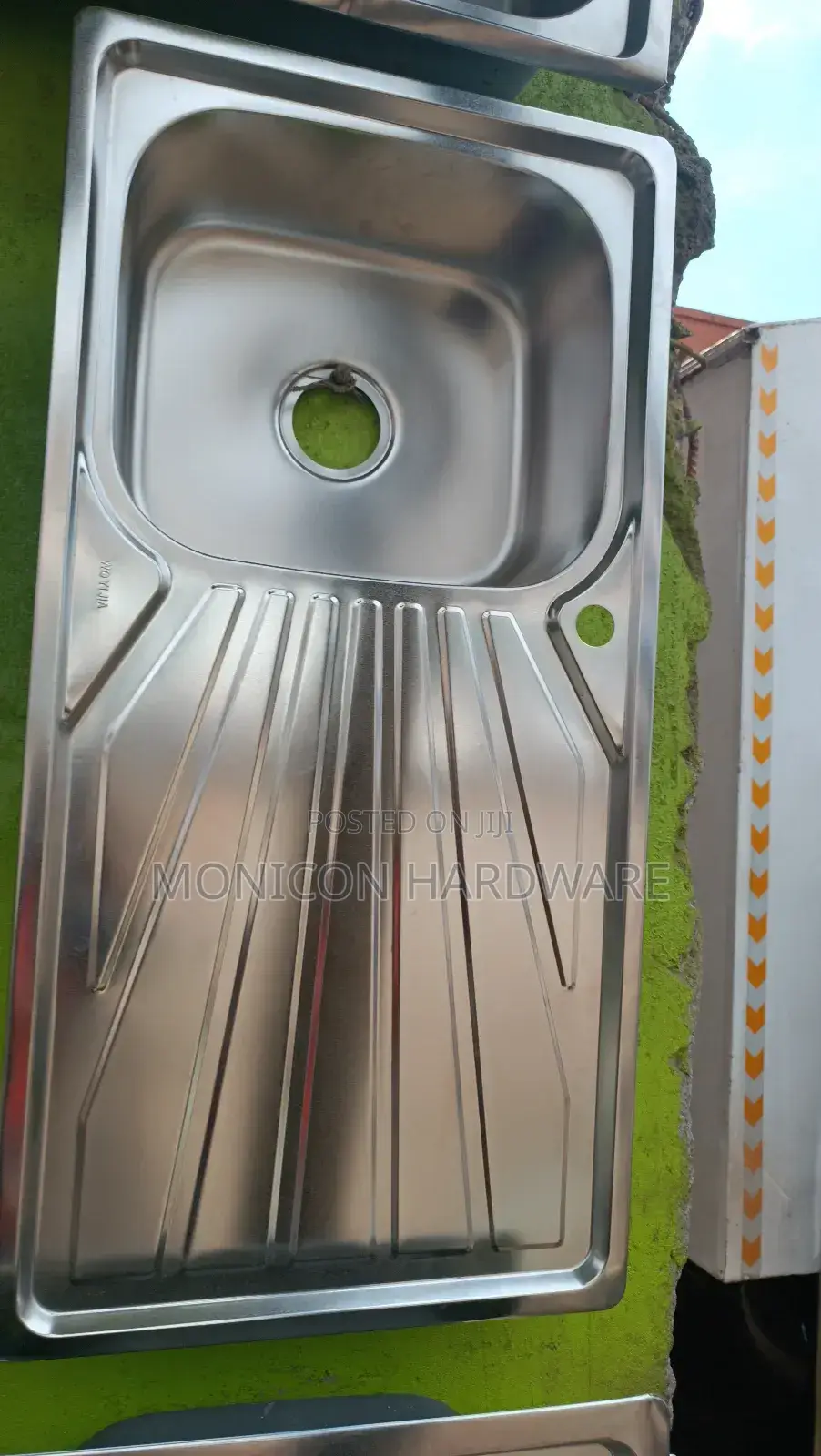Stainless Steel Kitchen Sink