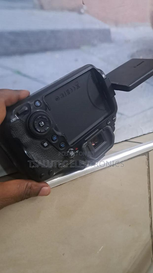 Canon 6d Mark 11 - thumbnail 4