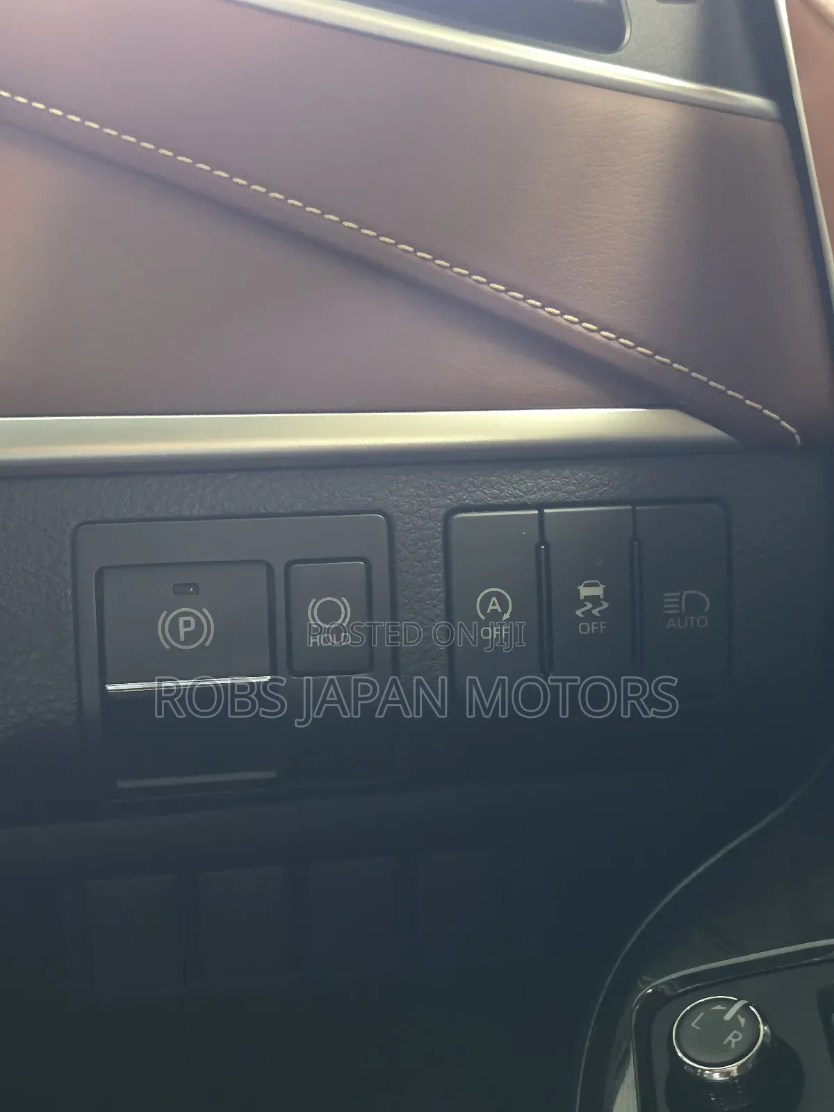 Toyota Harrier 2.0 2018 Off white