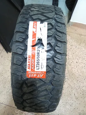 265/60r20 Maxxis Razr At811