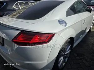 Audi TT 2018 Off white
