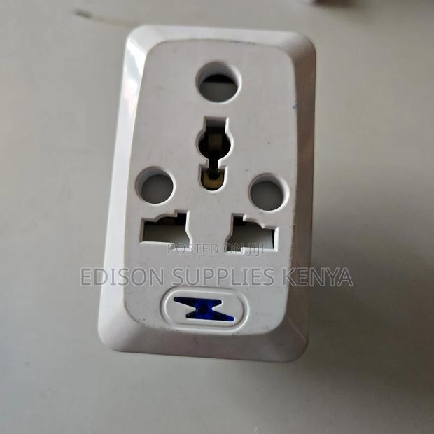 Multiplug Adapter Universal Travel Adapter Extension Plug - thumbnail 2