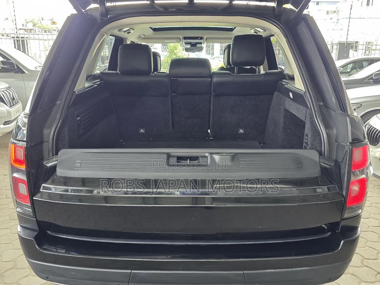 Land Rover Range Rover Vogue 2019 Black