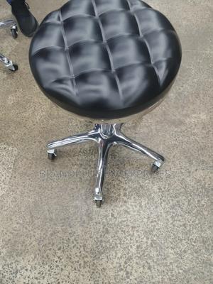 Black Adjustable Pedicure/Salon Stool - thumbnail 2