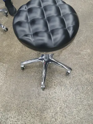 Black Adjustable Pedicure/Salon Stool
