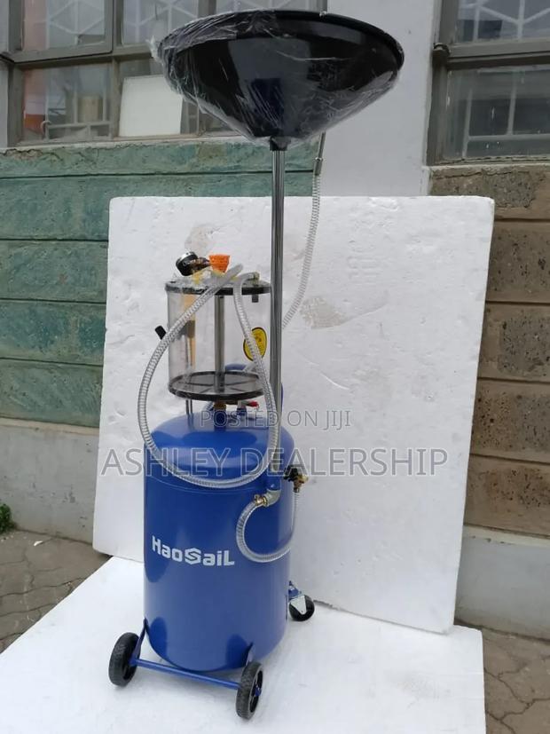 Sucking Oil Drainer - main view