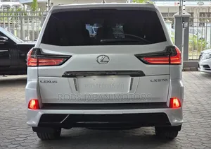 Lexus LX 570 AWD 2019 Pearl
