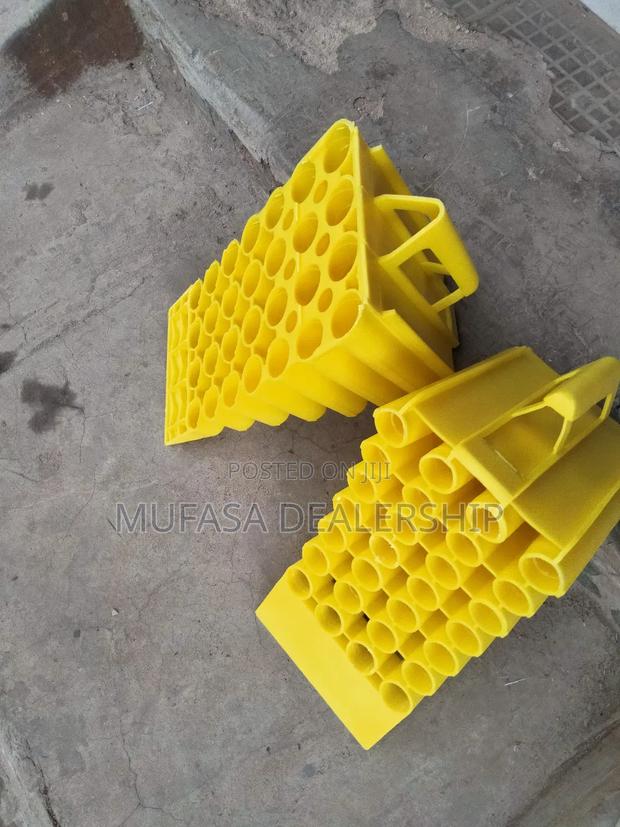 Anti-Slip Wheel Stoppers - thumbnail 2