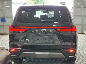 Lexus LX 2024
