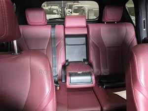 Lexus LX 2024