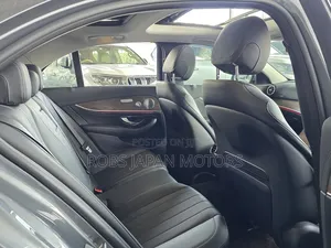 Mercedes-Benz E400 2018 Silver