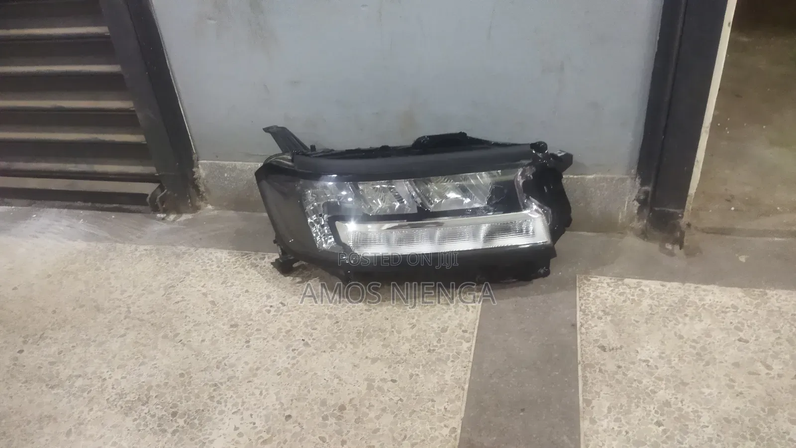 Land Cruiser Lc300 Xenon Headlight