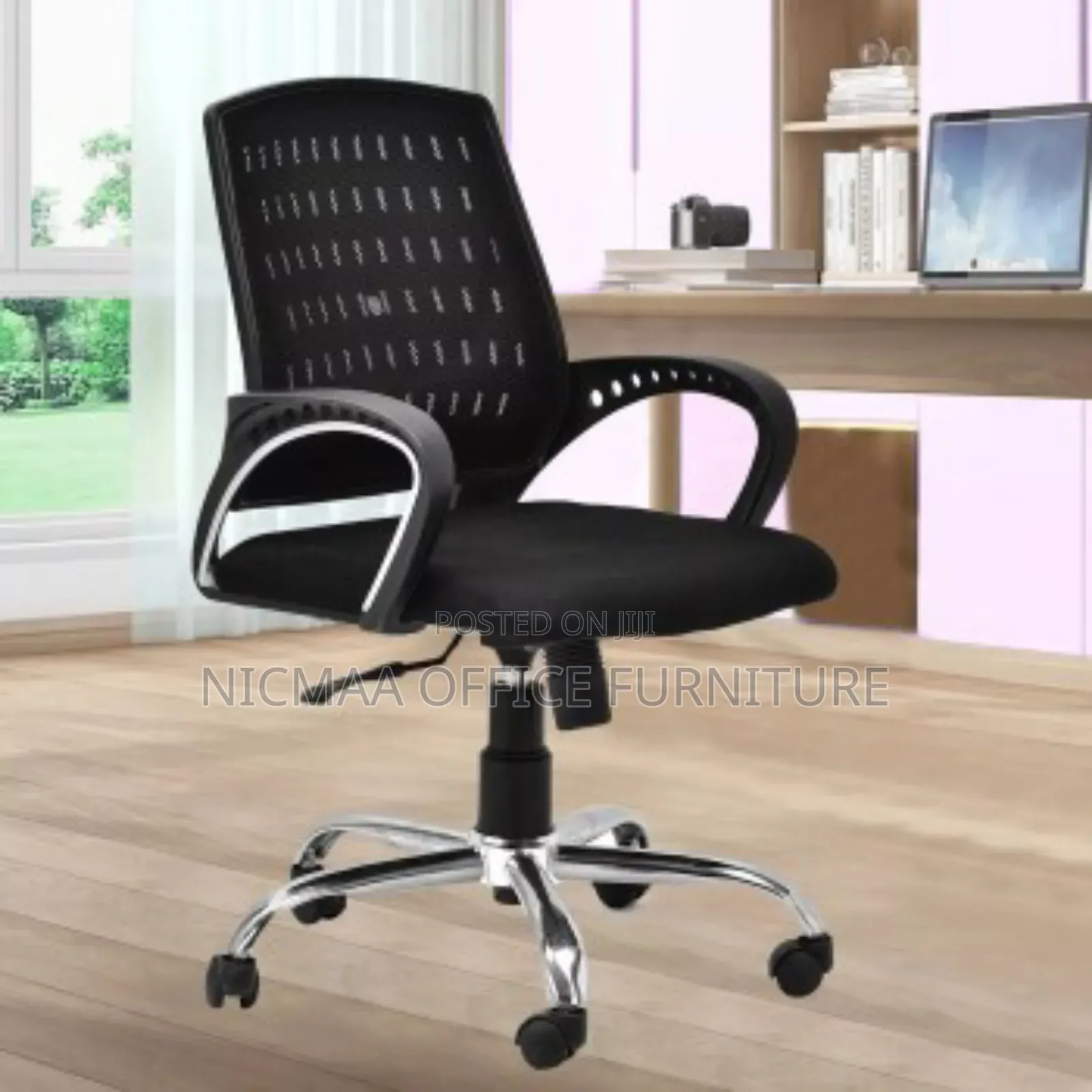 Medium Back Strong Mesh Office Seat