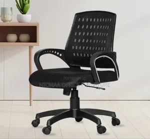 Medium Back Strong Mesh Office Seat