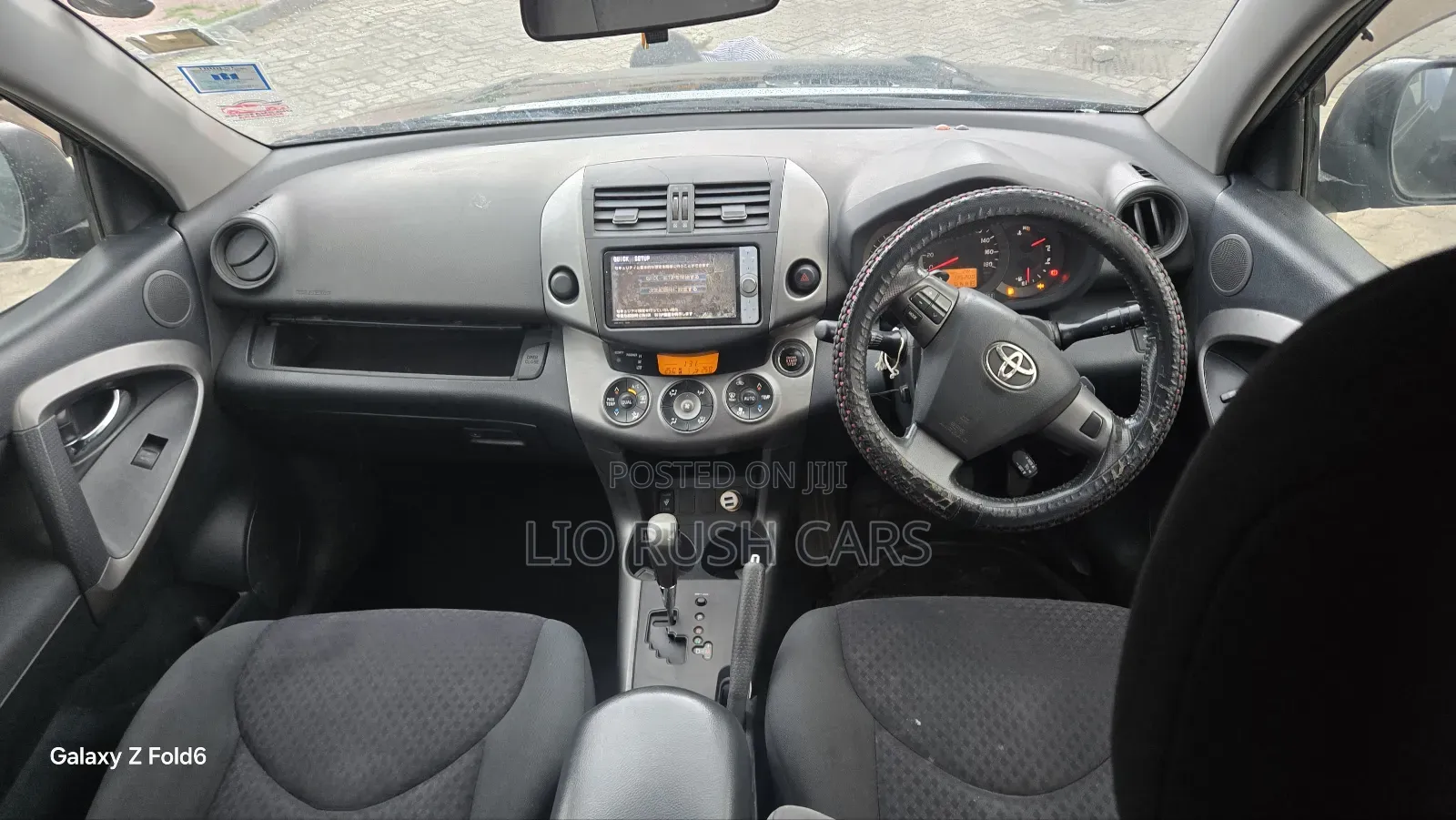 Toyota Vanguard 2011 Black