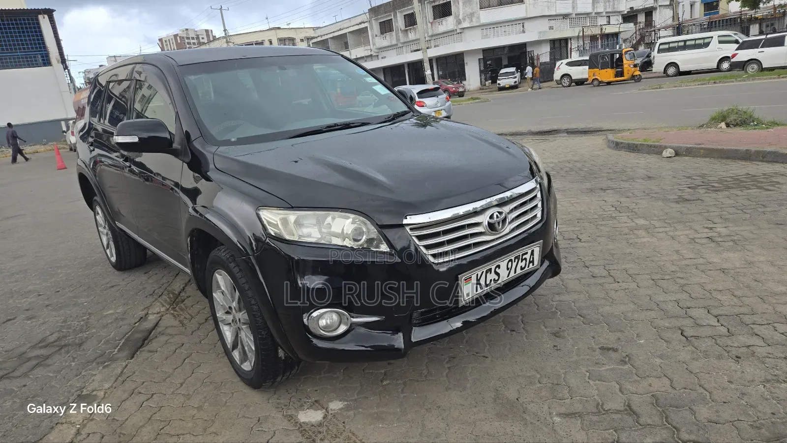 Toyota Vanguard 2011 Black