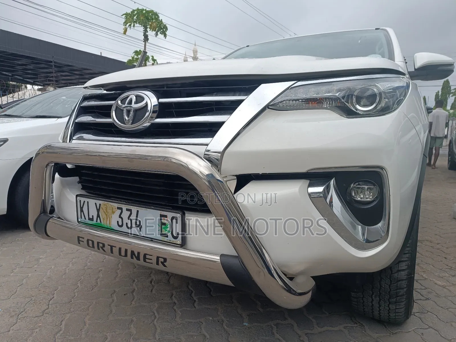 Toyota Fortuner 2018 Silver