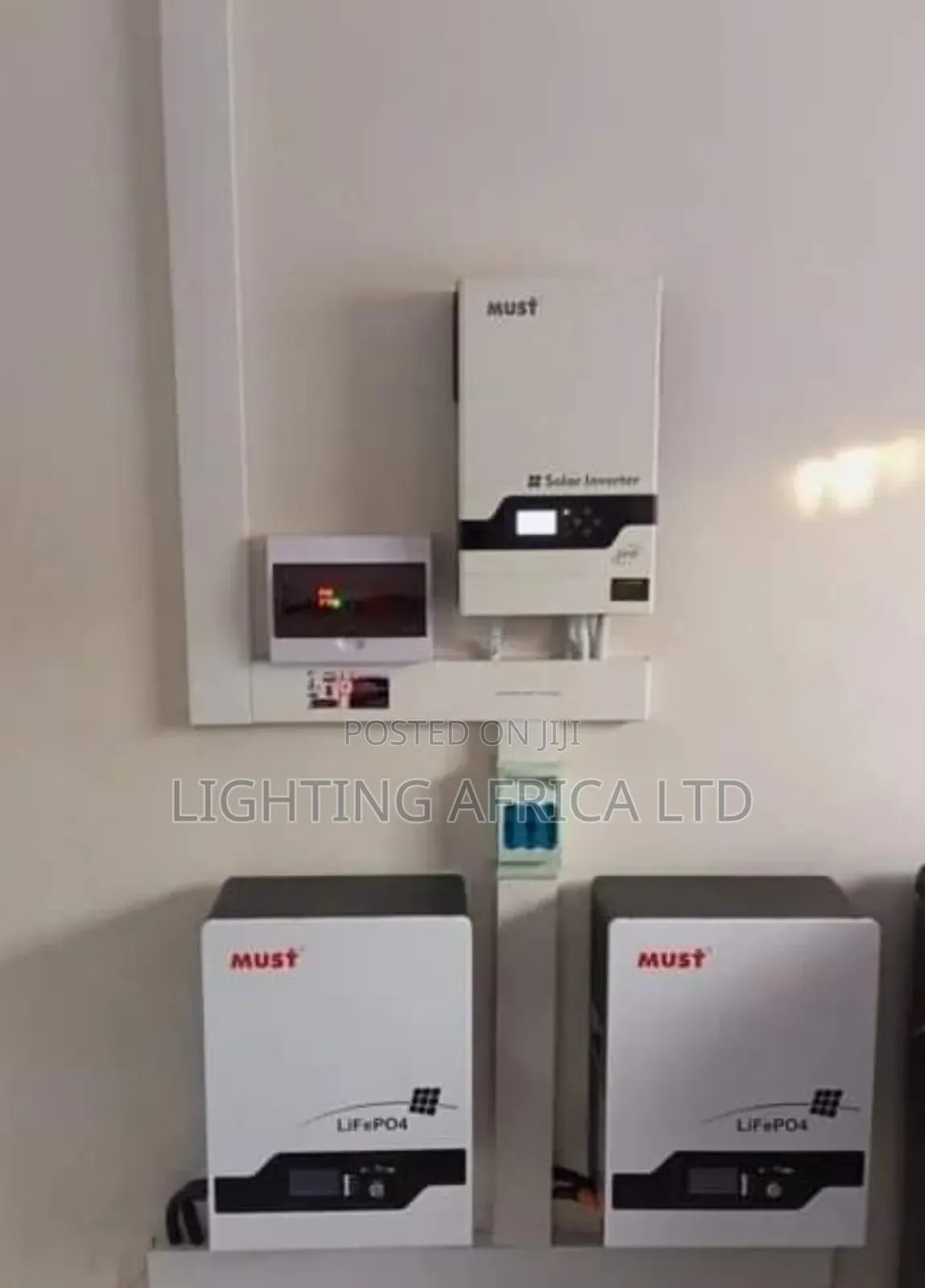 6kva Low(F) Inverter +(2)5.12kwh Lithium +(12)550w Solar