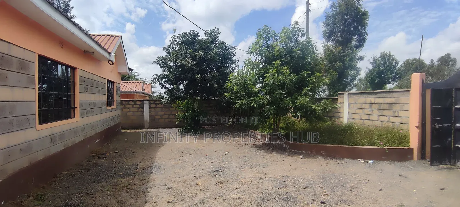 3bdrm House in Nderitu Estate, Kiserian for sale