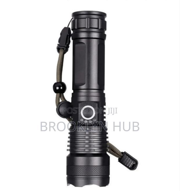 Bright Zooming Torch 2000 Lumens* Strong Security Torch