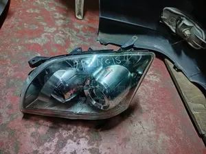 Avensis 2005 Headlight