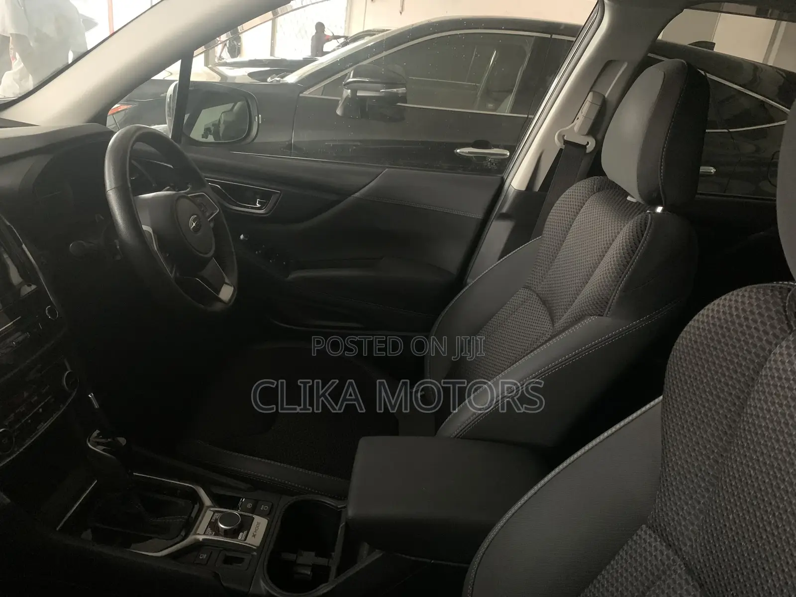 Subaru Forester 2.5i Limited AWD 2018 Black