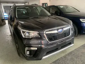 Subaru Forester 2.5i Limited AWD 2018 Black