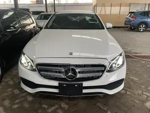 Mercedes-Benz E220 2018 White