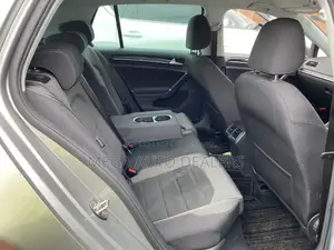Volkswagen Golf 2018 Gray