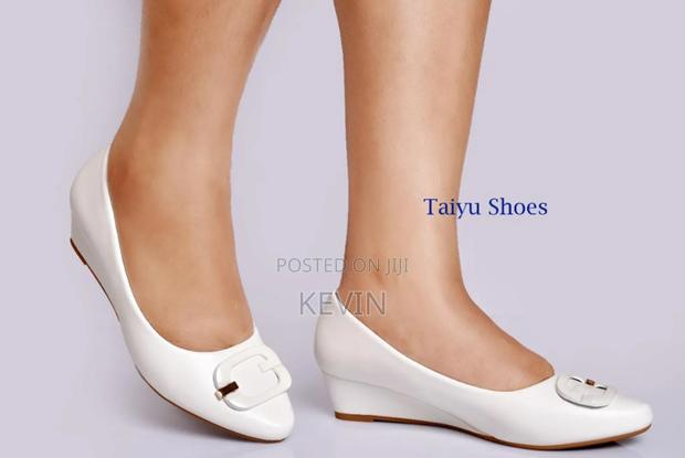 Low Wedge Shoes - thumbnail 4