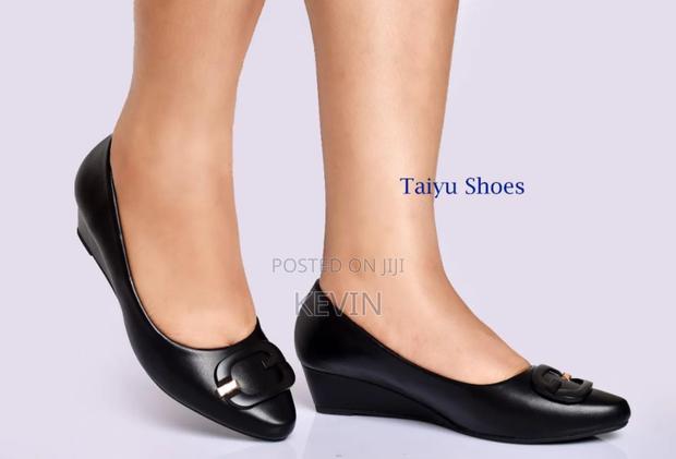 Low Wedge Shoes - thumbnail 6