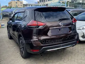 Nissan X-Trail 2018 Brown