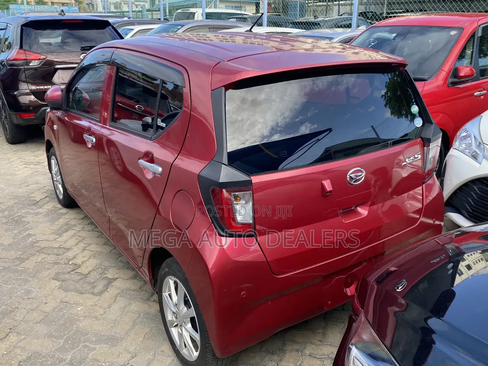 Daihatsu Mira 2018 Red