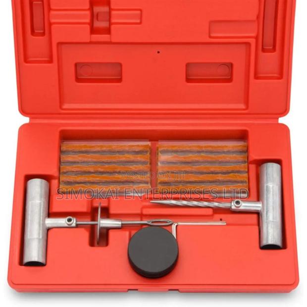 8pc Vehicle Tyre Repair Kit