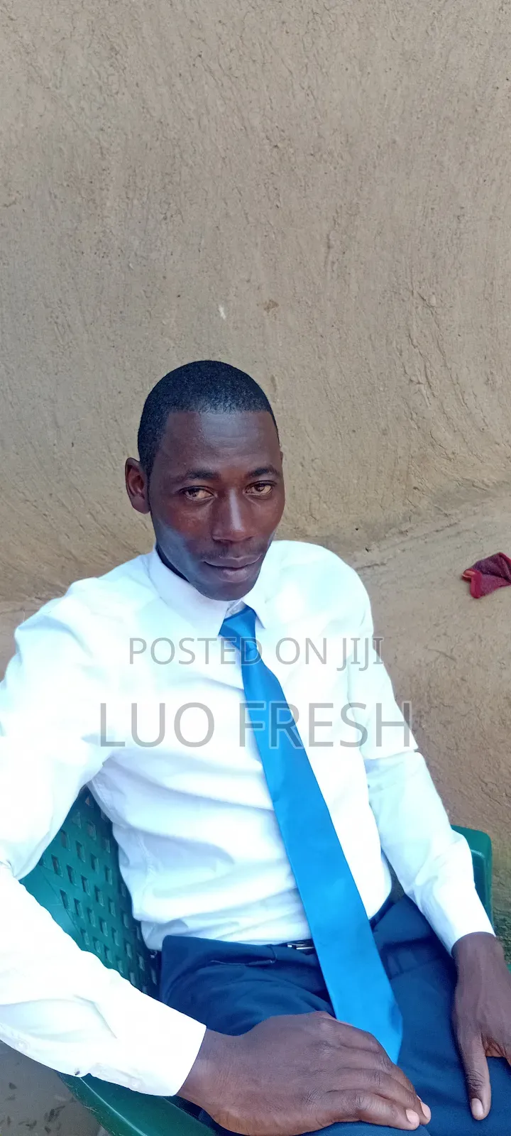 Llooking for a Job