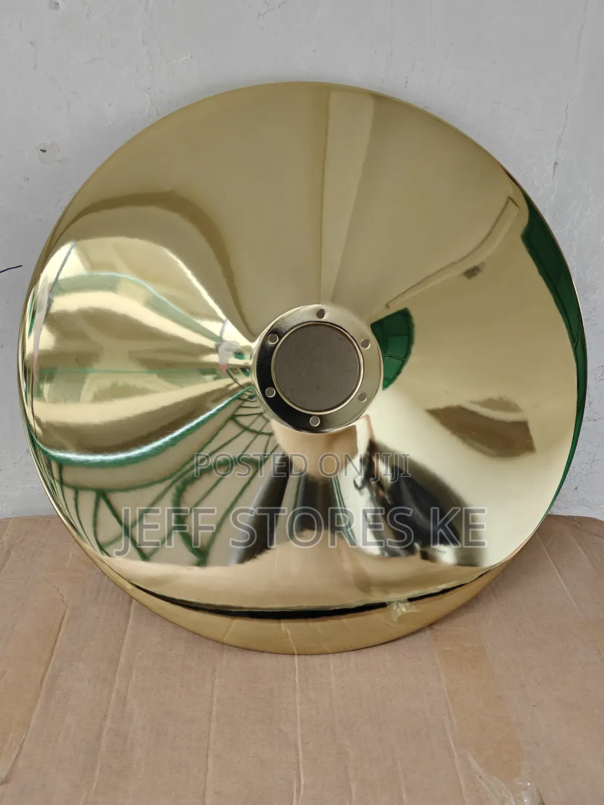 Golden Styling Base for Executive Salons
