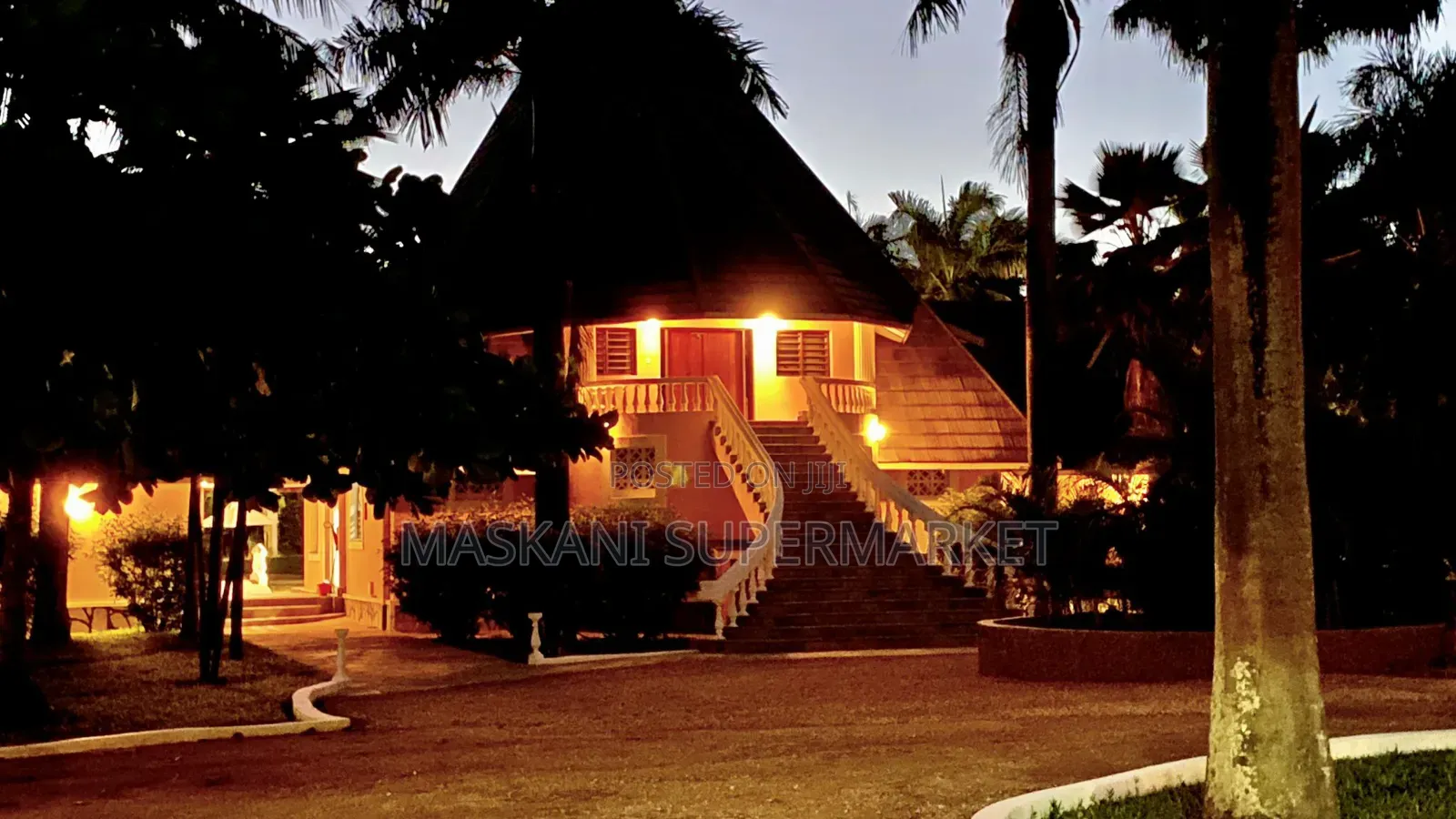 14bdrm Villa in Neptune, Diani for sale