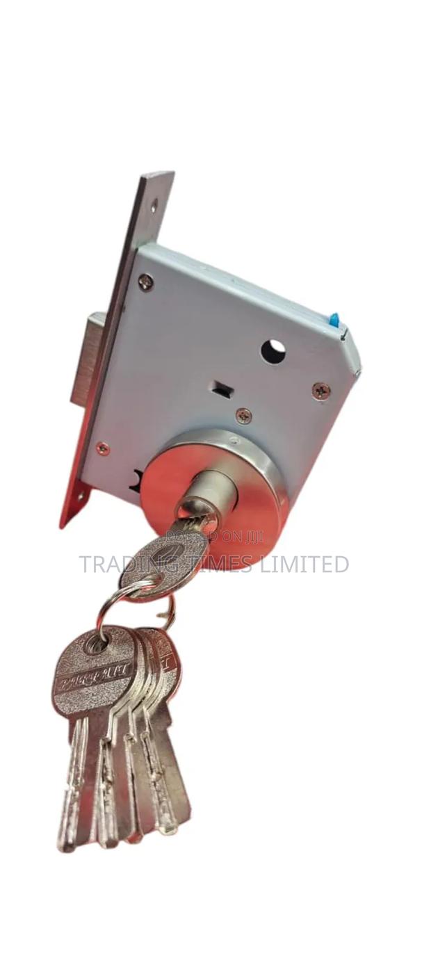 Cylinder Dead Lock