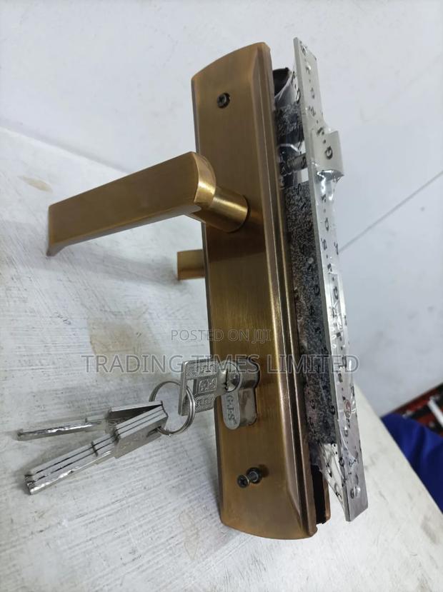 Fealty Door Lock - thumbnail 3