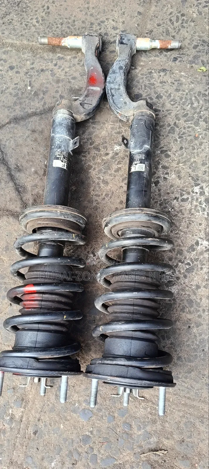 Crown 4wd Front Shocks Complete (Switch Type)