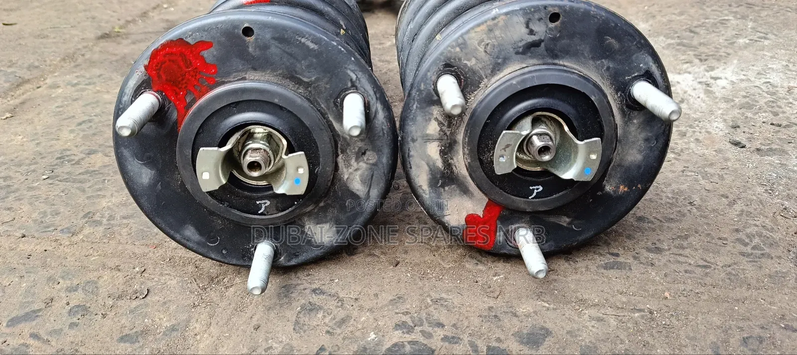 Crown 4wd Front Shocks Complete (Switch Type)