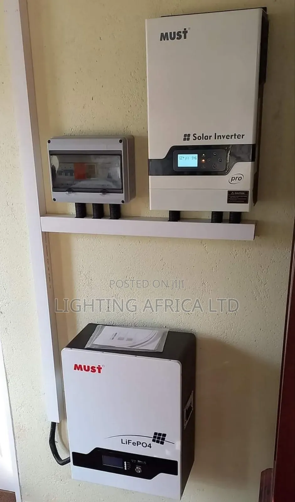 6kva Hybrid Inverter + 7.68kwh Lithium + (8)650w Solar