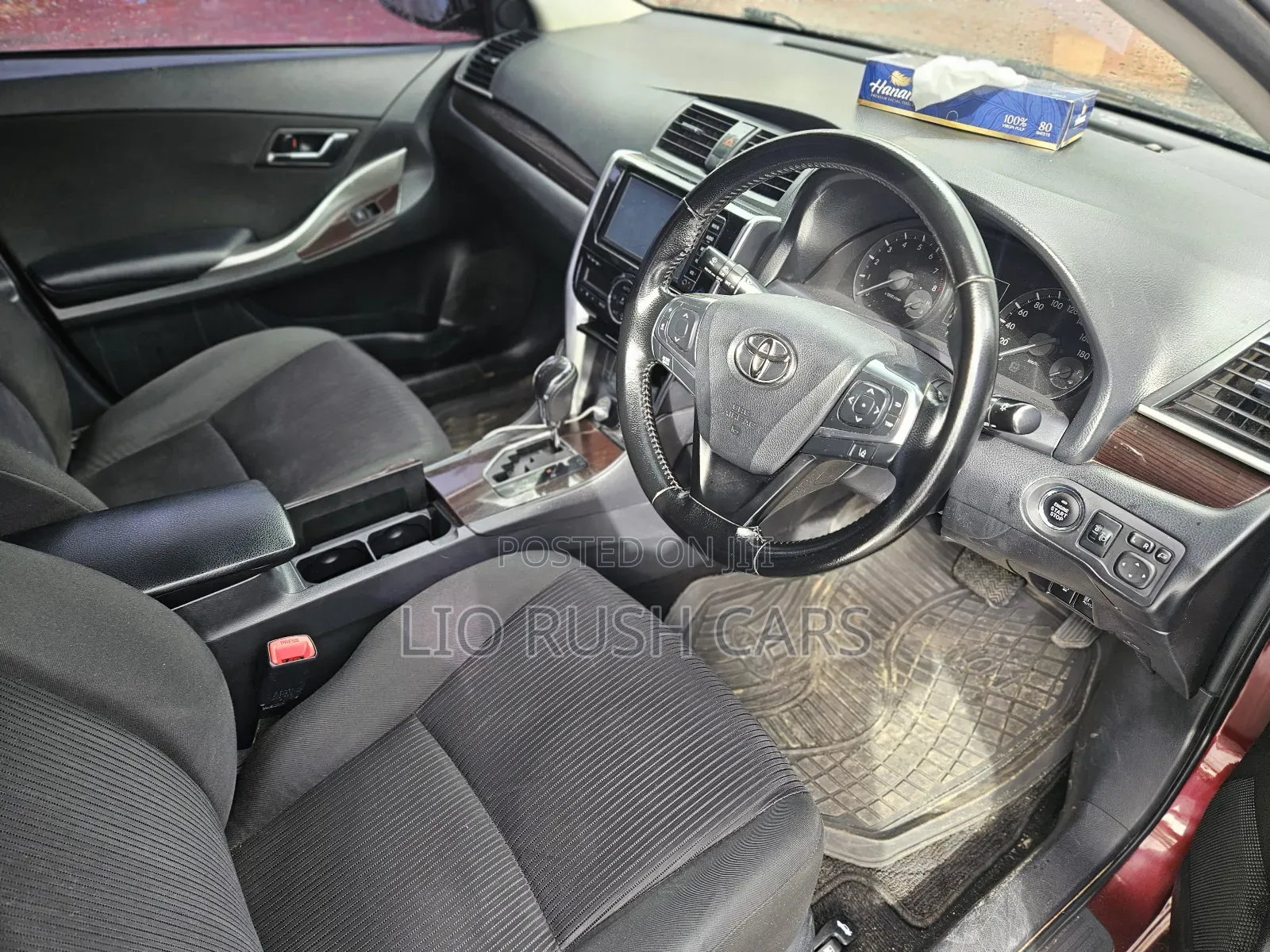 Toyota Premio 2016 Red