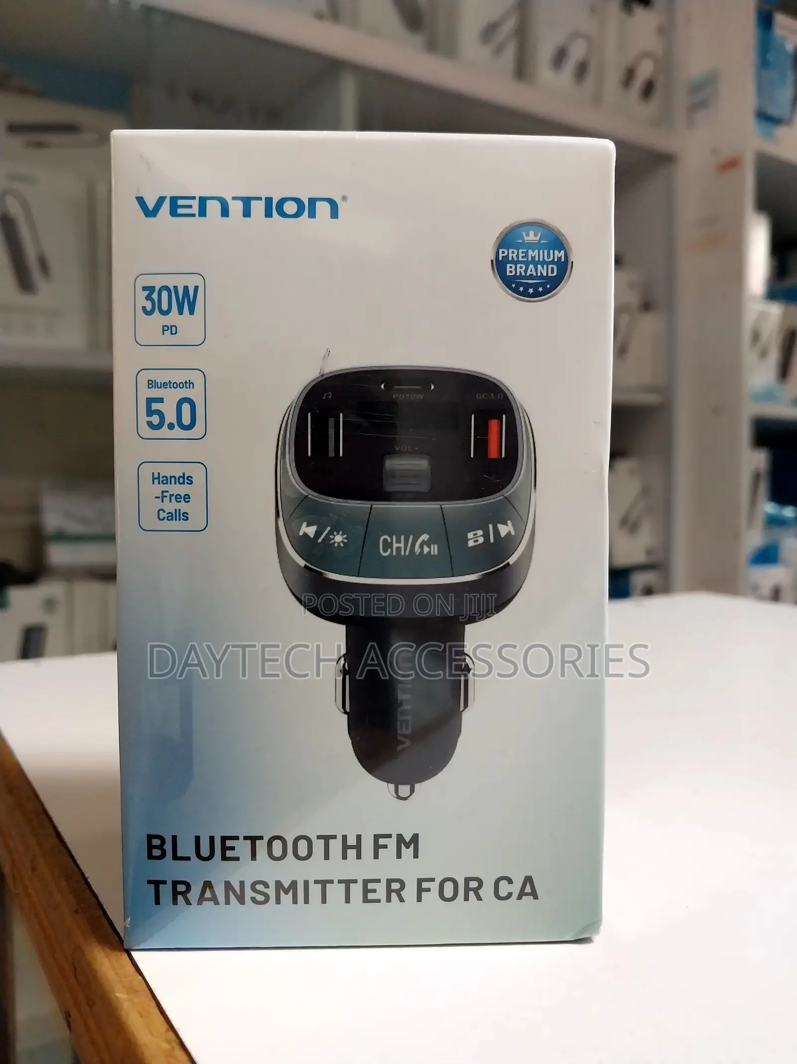 Vention 3-Port Usb Car Charger Modulator With Fm Transmitter