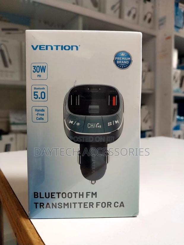 Vention 3-Port Usb Car Charger Modulator With Fm Transmitter - main view
