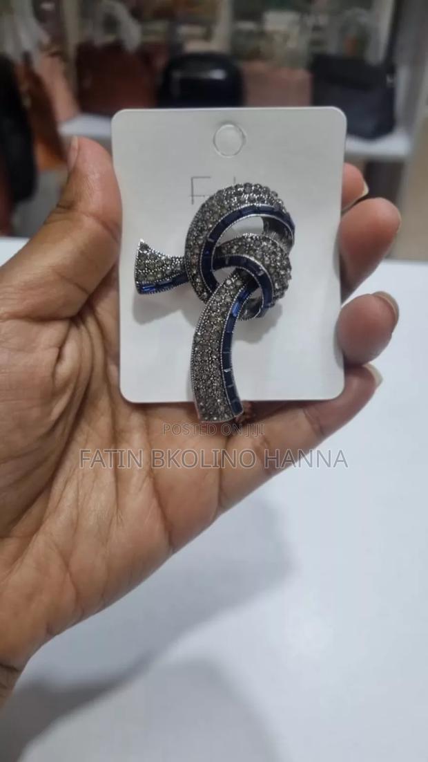 Blue Silver Bow Brooch - main view