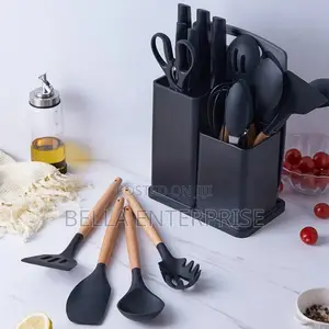 19pcs Cutlery Set With Silicon Spoon Set and Chopping Board