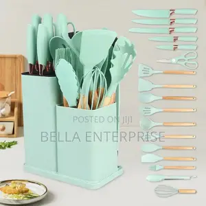 19pcs Cutlery Set With Silicon Spoon Set and Chopping Board