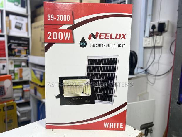 Neelux 200w Solar Floodlight - main view