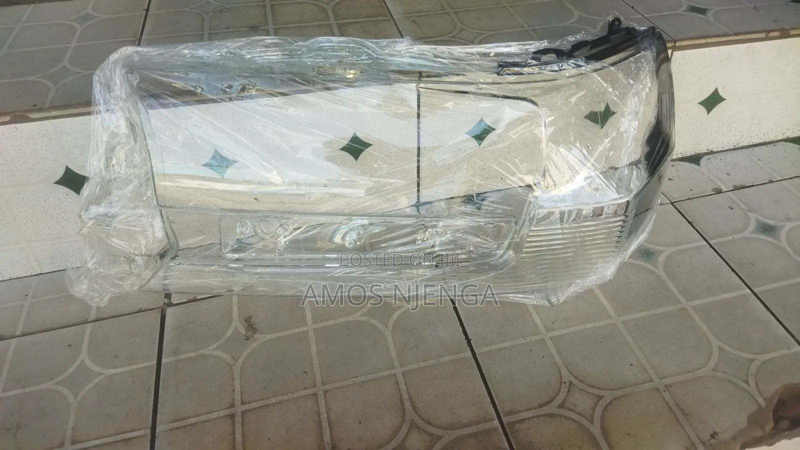 Toyota Land Cruiser 200 Series Headlight Lens